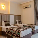 Hotel Concordia Celes Okurcalar