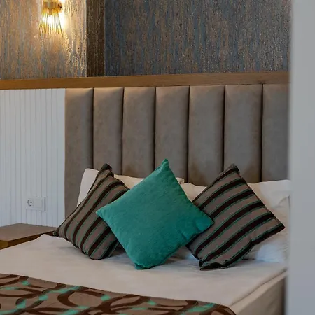 Hotel Concordia Celes 5*