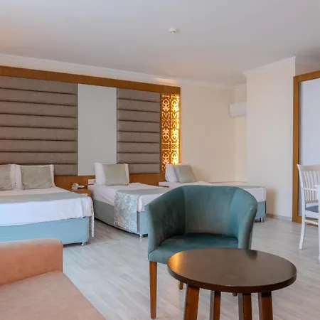 Concordia Celes Hotel