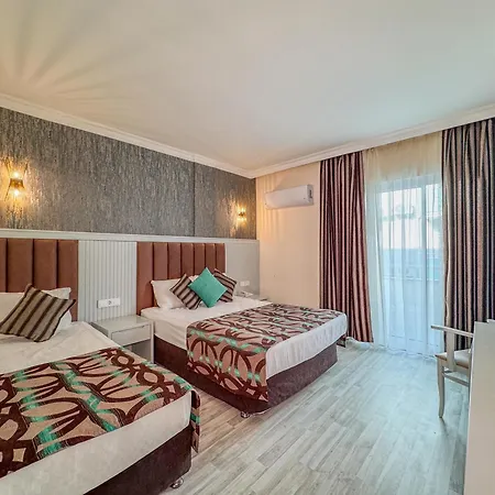 Concordia Celes Hotel