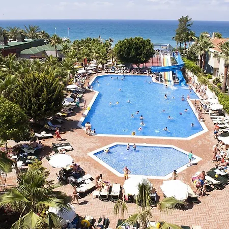 Hotel Concordia Celes Okurcalar